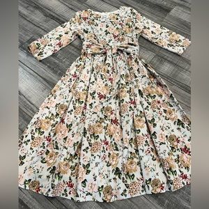 Dainty Jewells “L” size bust 38-40” 46” long